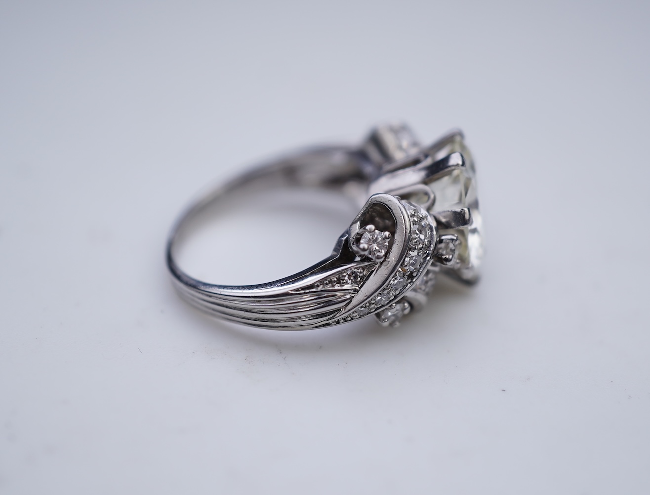 A diamond ring, mid 20th century